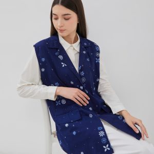 Outer Semi Blazer.FrontSit2.rsz